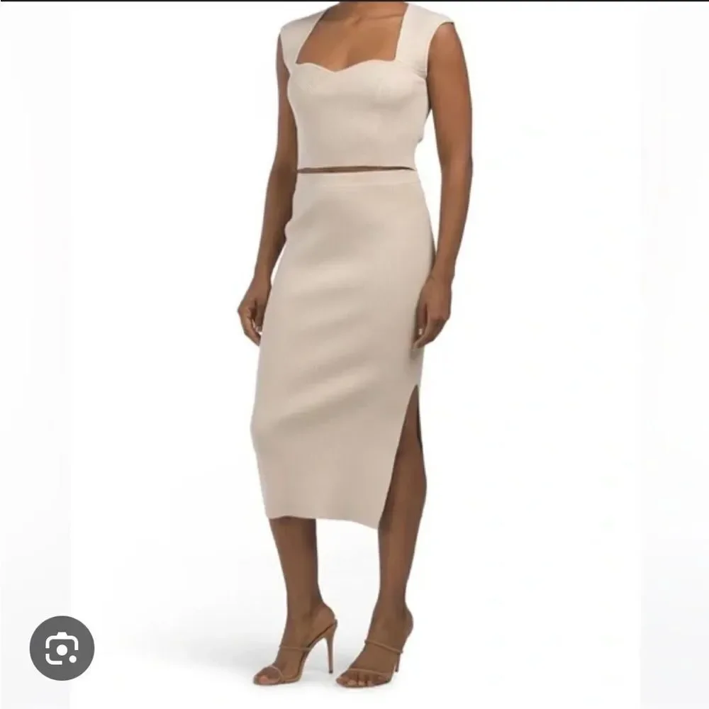 House of Harlow 1960 nude tan ribbed midi side slip skirt medium m